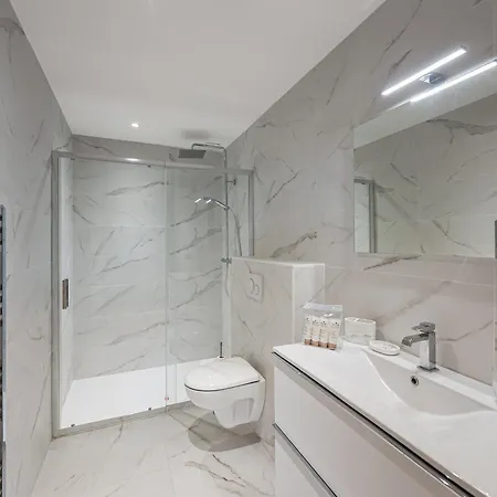 Apartment Lumineux De 100 M² Avec Balcon, Proche Centre Megeve, 4 Adultes Et 2 Enfants - Fr-1-569-87 Megeve